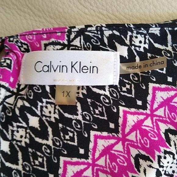 Calvin Klein patterned shell - Picture 2 of 2